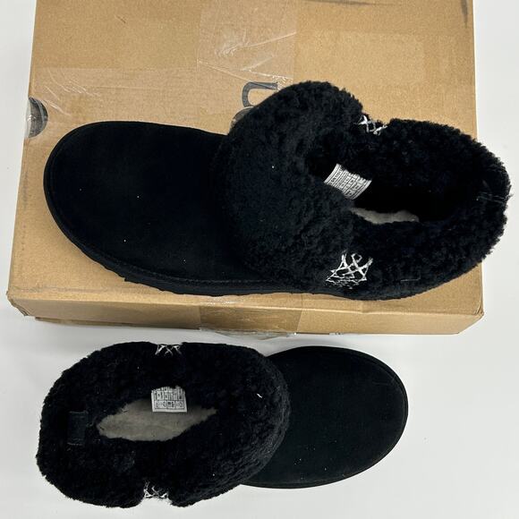 NEW UGG Classic Ultra Mini Braid Slip On Booties in Black Size 7 Sherpa Boot - Picture 2 of 8